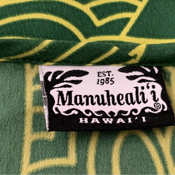 Authentic Manuhealii Caftan in bold green and yellow. Resort, cruise, tropical - Picture 3 of 8